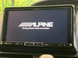 【ナビゲーション】使いやすいナビで目的地までしっかり案内してくれます。各種オーディオ再生機能も充実しており、お車の運転がさらに楽しくなります!!