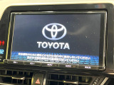 【純正9型ナビ】人気の純正ナビを装備。オーディオ機能も充実しており、Bluetooth接続すればお持ちのスマホやMP3プレイヤーの音楽を再生可能!毎日の運転がさらに楽しくなります!!