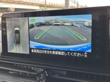 バック時の安全性を高めるバックモニターを搭載。狭い場所での駐車も安心です。ガイドライン表示で、距離感が掴みやすくなっています。