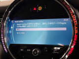 ●Apple Car Play:スマホとの有線接続で、ナビ・オーディオ再生などスマホのアプリ機能が画面でも使える便利機能です!