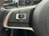 アダプティブクルーズコントロール&rdquo;ACC&rdquo;(全車速追従機能付)搭載。あらかじめ設定されたスピードを上限に自動で加減速を行い、一定の間隔を維持することで、長距離走行などでのドライバーの負担を低減させます