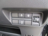 運転席操作スイッチ、ハンドルヒーターのスイッチも付いています
