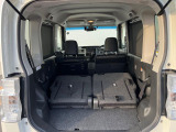 普段のお買い物や通勤、送迎等に十分な荷室スペースを確保しております。セカンドシートを倒すと、大きな荷物の積載も可能です♪
