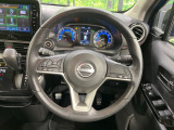 【ステアリングスイッチ】運転中、前方から目線をそらすことなく、オーディオ等の操作が可能な便利機能!安心&快適なドライブを演出してくれます♪