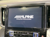 【BIG-X11インチナビ】人気の大画面BIG-Xナビを装備。専用設計で車内の雰囲気にマッチ!ナビ利用時のマップ表示は見やすく、テレビやDVDは臨場感がアップ!いつものドライブがグッと楽しくなります♪