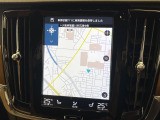 【9インチタッチスクリーン純正HDDナビ】「Apple Car Play」「Android Auto」対応のボルボ先進ナビゲーション「SENSUS」。最新地図データへ無料更新してお渡しします。