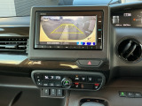 バックカメラも装備しております。車庫入れの苦手なお客様も安心!重宝してくれます!