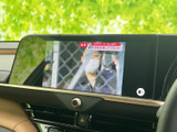 停車中には、TVの視聴も可能です。長距離移動の休憩時などに、リラックスした時間を過ごせます。