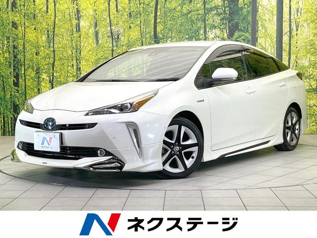 トヨタ プリウス 