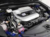 M20A-FXS型 2.0L 直4 DOHCエンジンと3NM型 交流同期電動機のハイブリッドシステム搭載、FF駆動です。