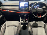 メーカーのトレーニングを受講した、専任メカニックが責任を持ってメンテナンスを実施。車検や点検はもちろん、愛車についてきになること、不安なこと、部品購入など、どんな事でもお気軽にご相談下さいませ。