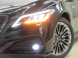 LEDヘッドライトです。デザイン性がよくとても明るいので、夜間の走行や悪天候でも安心です。しかも長寿命!