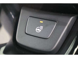 ステアリングヒーター装備!すぐ温まるので冬の寒い時期も快適に運転出来ます!