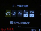 【PCS(プリクラッシュセーフティーシステム】・・・進路上の車両を前方センサーで検出し、衝突の可能性が高いと判断したときに、警報やブレーキ力制御により運転者の衝突回避操作を補助します。