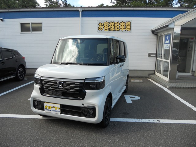 ホンダ N-BOXカスタム 