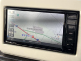 見やすい地図画面は、目的地へのナビゲーションをスムーズに行います。初めての場所でも安心です。