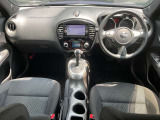 インパネ周りはこのように機能的にまとまっています。もちろんクリーニング済みで、室内もキレイです。