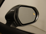 ヘッドアップディスプレイ(HUD)付!、フロントウインドウガラスに運転支援システムの作動状況や走行に関するさまざまな情報を表示することができます。