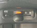 ETC車載器を搭載で、高速道路の料金所をスムーズに通過。スムーズな移動をサポートします。お出かけがさらに快適になります。