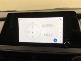 【8インチディスプレイオーディオ】各種オーディオ機能とスマホ連携機能を搭載。コネクティッドナビ対応。車載ナビ機能は搭載されていません。機能の詳細につきましては、展示店舗までお尋ねください。