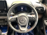 【純正革巻きステアリング】上質な革を使用することで、手にしっかり馴染みとても運転しやすいハンドルです♪