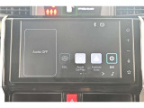 大画面ディスプレイへお持ちのスマートフォンと連携して、ナビやbluetoothでの音楽再生が可能です、デザインはもちろん操作性も良好。