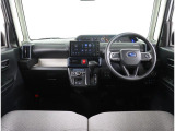 まごころクリーニングを実施済み!展示中は、運転席、ハンドル、シフトノブにビニールカバーを掛けて展示しております!!消臭&抗菌効果のある銀担持酸化チタン光触媒スプレーも施工済み!