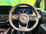 【純正革巻きステアリング】上質な革を使用することで、手にしっかり馴染みとても運転しやすいハンドルです♪