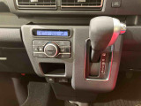 納車前にはプロのメカニックが、各部の点検を行います。ディーラーにしか出来ない品質、そしてサービスできっと満足していただけると思います!