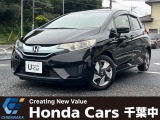 黒色のフィット ハイブリッドFパッケージが入庫しました。純正ナビ、バックカメラ装備のお車です。