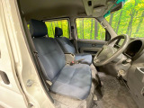 運転席シート廻りは使用感も少なく、良好な状態となっています。丁寧に使われていたことがよくわかりますね。