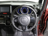 運転しやすいハンドルです。