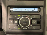 車内空調は&rdquo;AUTOエアコン&rdquo;にお任せ。運転に集中出来ますよ!