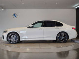 ☆BMWは自動車メーカーとしてのアイデンティティ&hellip;BMWらしさを守るため頑なに前後重量配分50:50にこだわり続けています☆