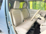 運転席シート廻りは使用感も少なく、良好な状態となっています。丁寧に使われていたことがよくわかりますね。