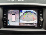 アラウンドビューモニターは4方のカメラで真上から車を見たようにモニターで確認ができる日産の自慢の装備です。是非実際の車で体感してみてください。