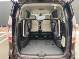 乗車人数や載せる荷物の大きさに合わせてシートアレンジができます(^^♪