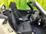 ドライバーによって運転しやすいポジションは異なり、あの車はどうなのか不安なこともありますよね。気になるお車は店頭で乗り込んでご確認いただけます♪