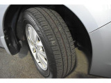 タイヤサイズは195/65R15です