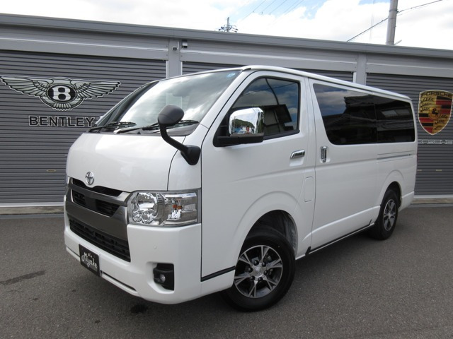トヨタ ハイエースバン 