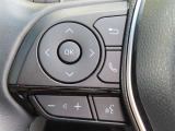 ブルートゥースに接続すれば、スマホに入れている音楽が聞けたり運転中に電話がかかってきてしまった場合もハンドルから電話を取ることができます!