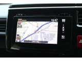 ナビはHonda純正インターナビを装着しております。フルセグTVやDVDの視聴ができます。さらにBluetooth接続で音楽再生のみならずハンズフリー通話も可能です。