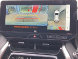 鮮明な映像で後方を確認できるバックモニター。狭い場所での駐車や車庫入れも安心です。安全な運転をサポートします。
