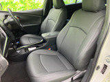 運転席からの視界は良好で、運転操作もスムーズに行えます。快適な運転環境が、毎日の移動をサポートします。