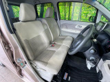 運転席シート廻りは使用感も少なく、良好な状態となっています。丁寧に使われていたことがよくわかりますね。