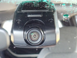 ◆【ドライブレコーダー】映像・音声などを記録する自動車用の装置です。もしもの事故の際の記録はもちろん、旅行の際の思い出としてドライブの映像を楽しむことができます。