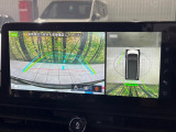 【アラウンドビューモニター】専用のカメラにより、上から見下ろしたような視点で360度クルマの周囲を確認することができます☆縦列駐車や幅寄せ時に活躍してくれます♪