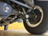 お車を安心してお乗りいただく為には、足回りの定期点検が欠かせません。サービスサポート(有償保証)では無料点検もご提供しており、安心のカーライフをお過ごしいただけるサポート体制が整っています。