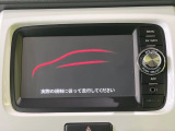 【メーカー純正ナビ】インテリアに溶け込むスタイリッシュな「専用設計」メーカーナビを装備♪視認性や操作性など基本性能にも優れ、より上質なカーライフをお楽しみいただけます。