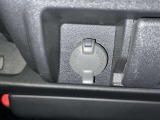 シガーソケット用の充電器が使用可能です!